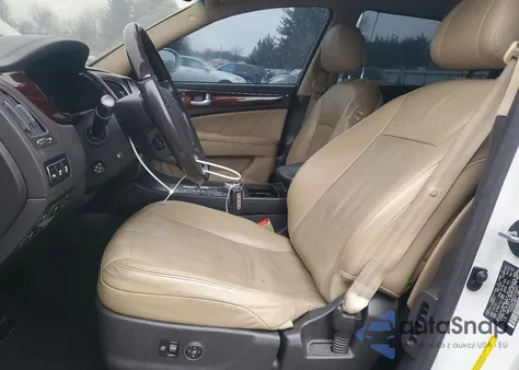 2013 Hyundai Equus Signature z USA, uszkodzony, nr VIN KMHGH4JH5DU072437